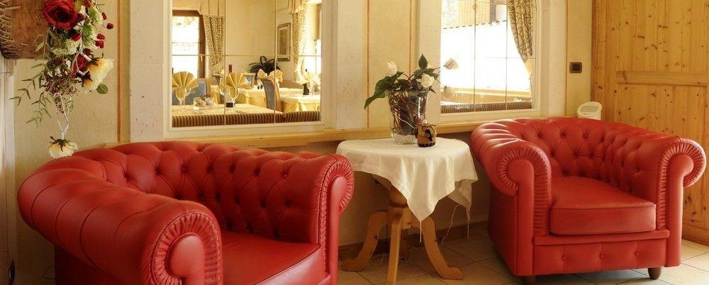Hotel Arnika ポッツァ・ディ・ファッサ エクステリア 写真