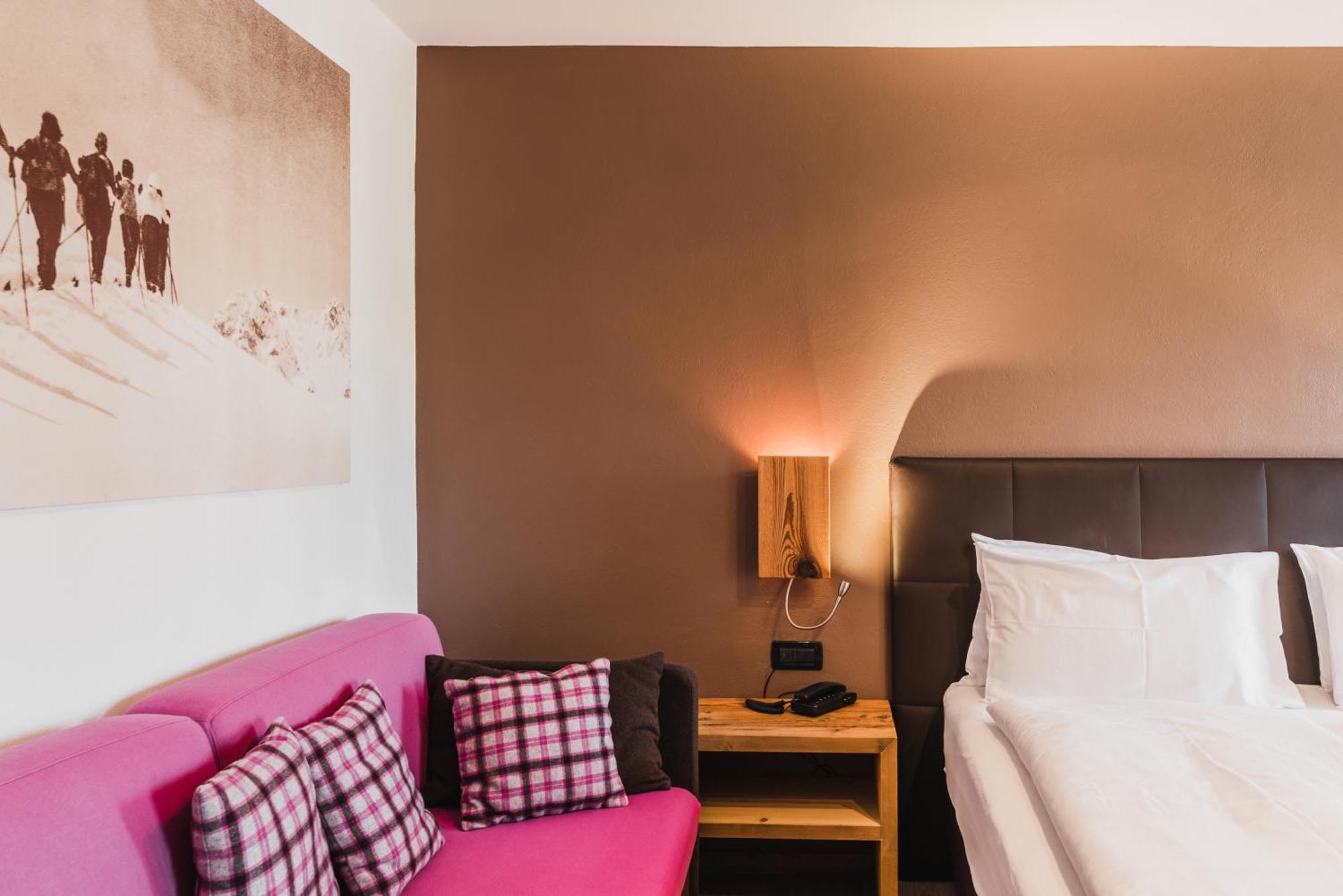 Hotel Arnika ポッツァ・ディ・ファッサ エクステリア 写真