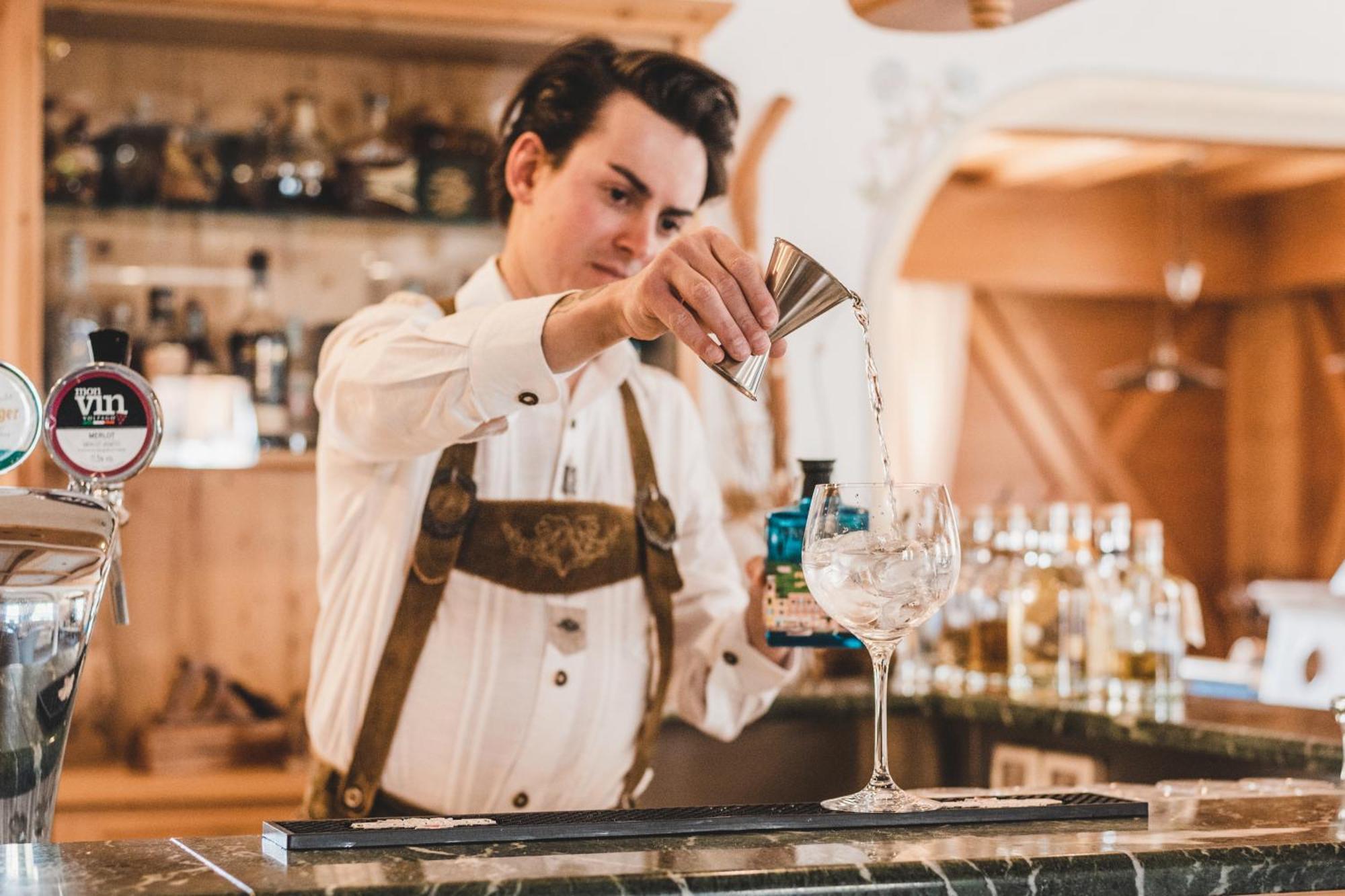 Hotel Arnika ポッツァ・ディ・ファッサ エクステリア 写真